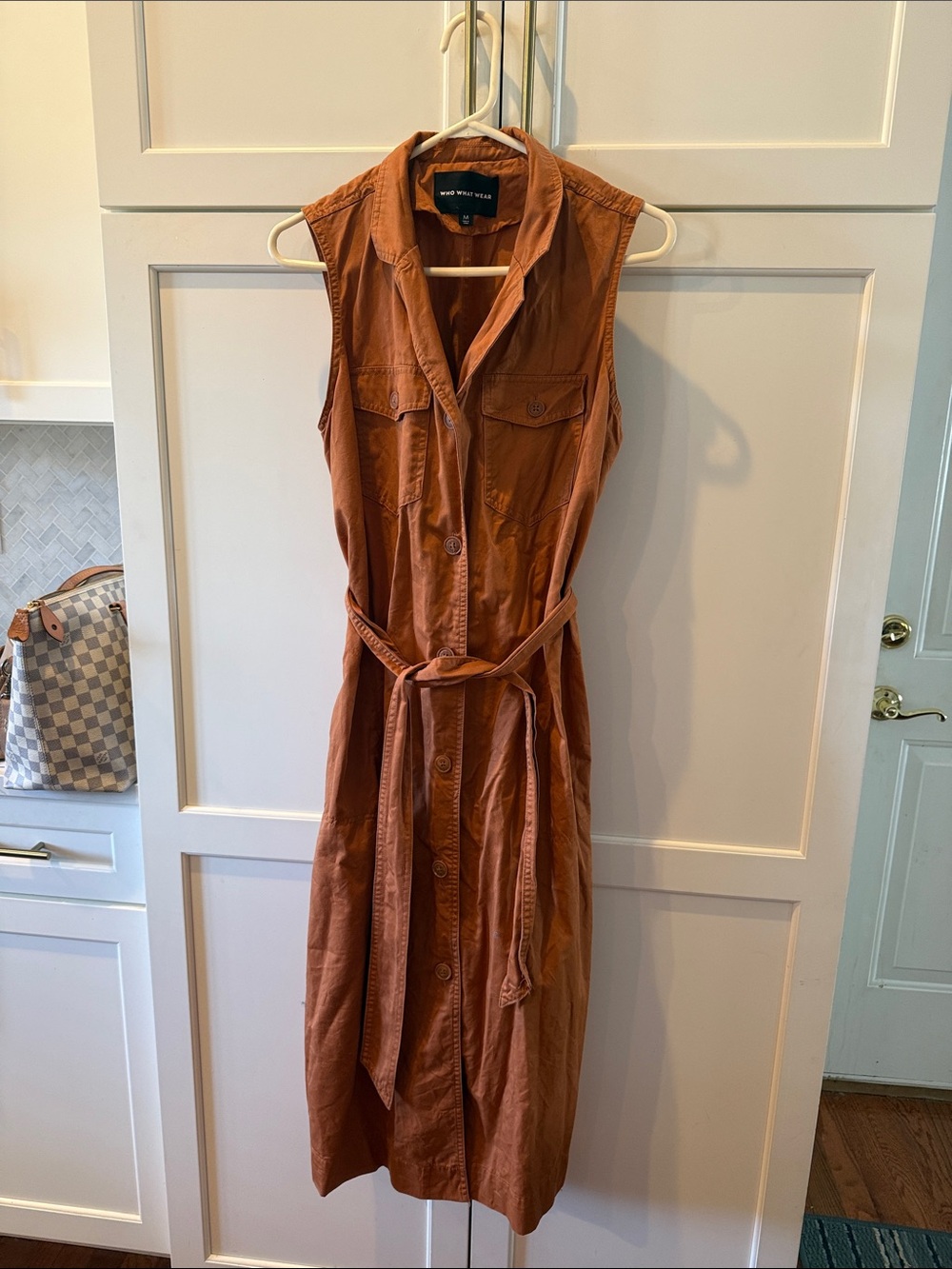 Who What Wear Sleeveless Button-Front Dress in Rust med. 100% cotton